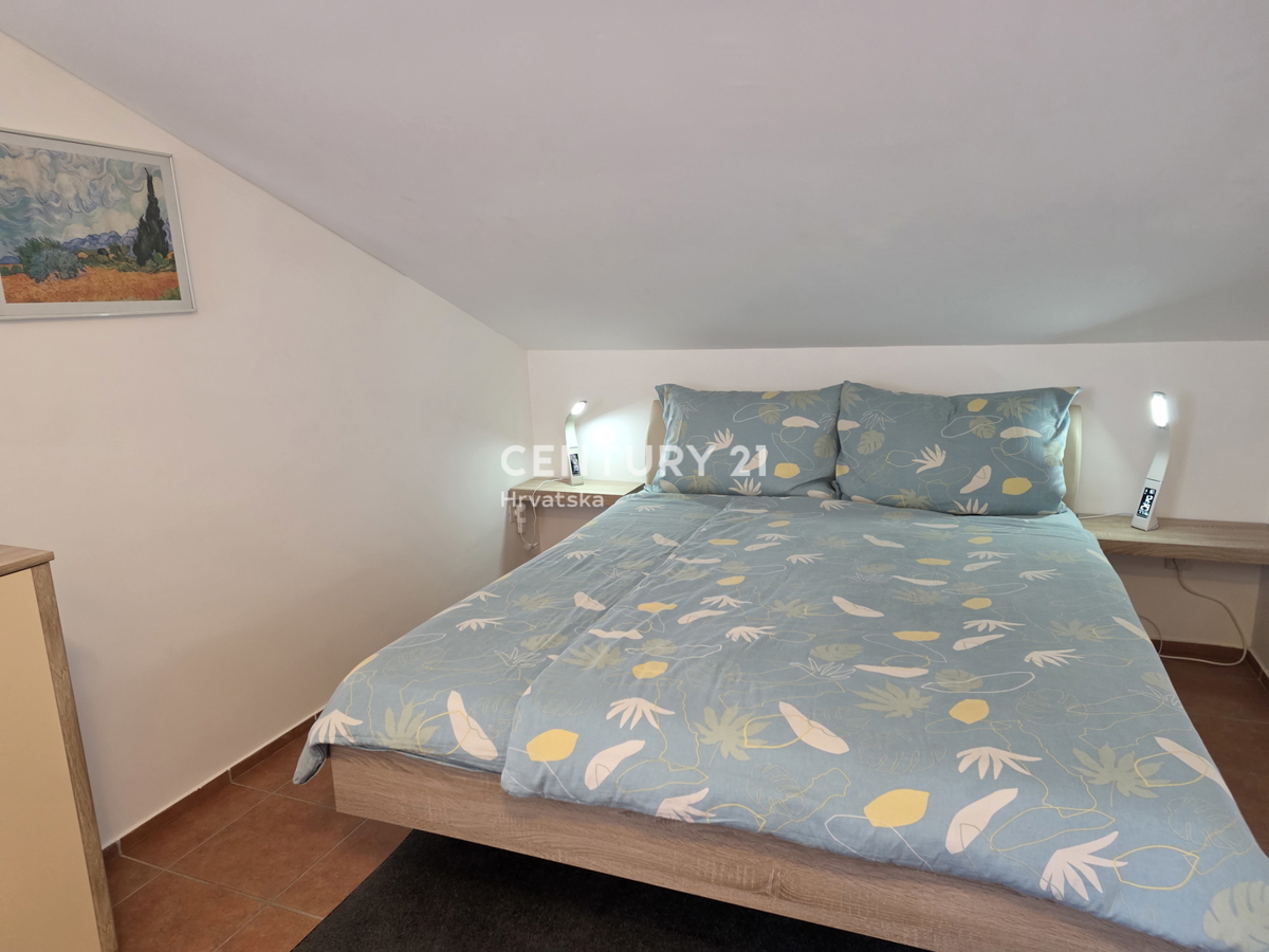 Lovran atraktiven stanovanje na peš razdalji od morja