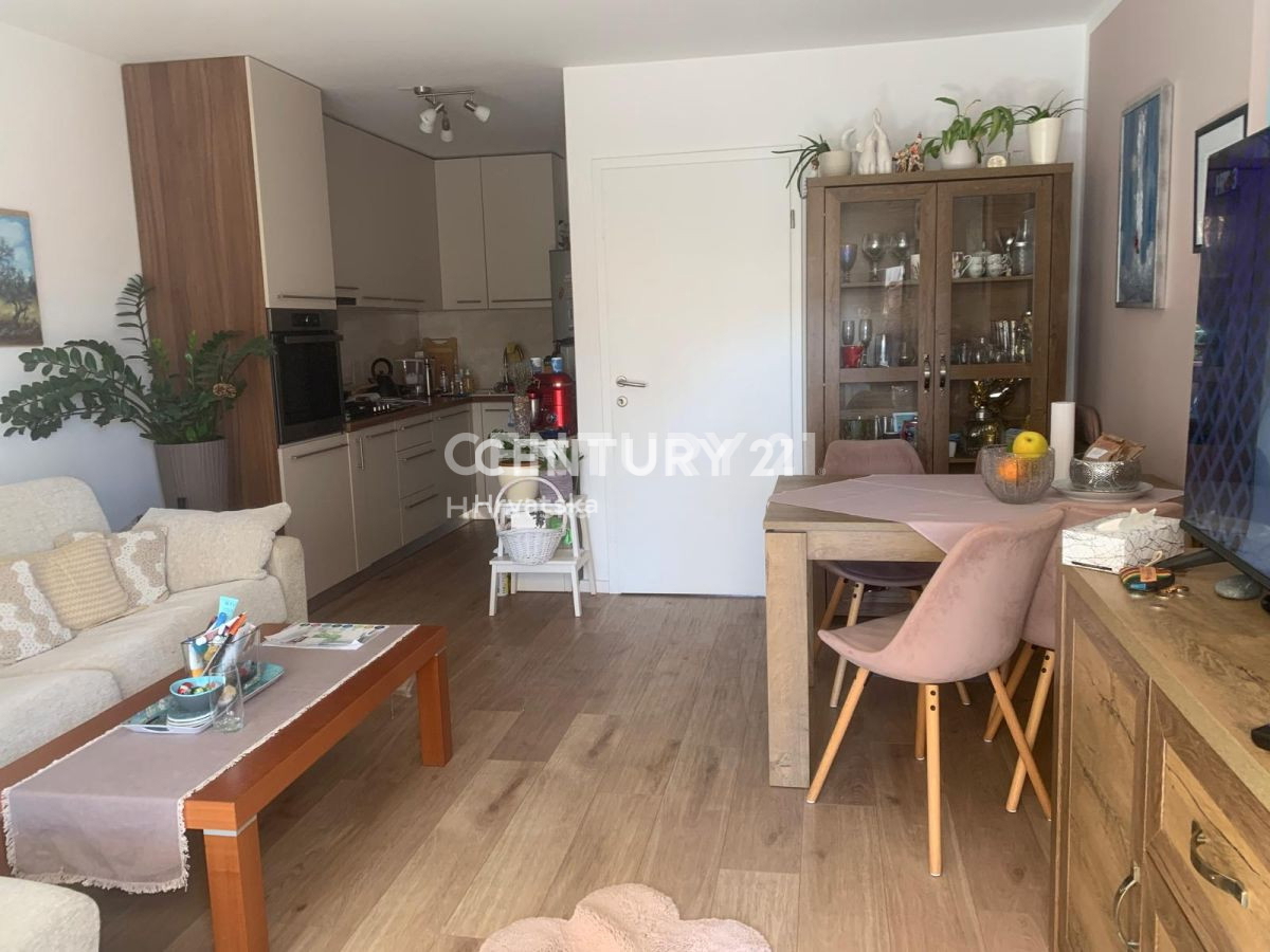 Prodaja, hiša, v nizu, Istarska županija, Rovinj