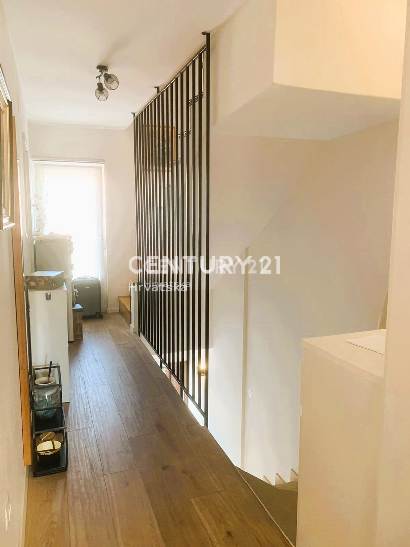 Prodaja, hiša, v nizu, Istarska županija, Rovinj