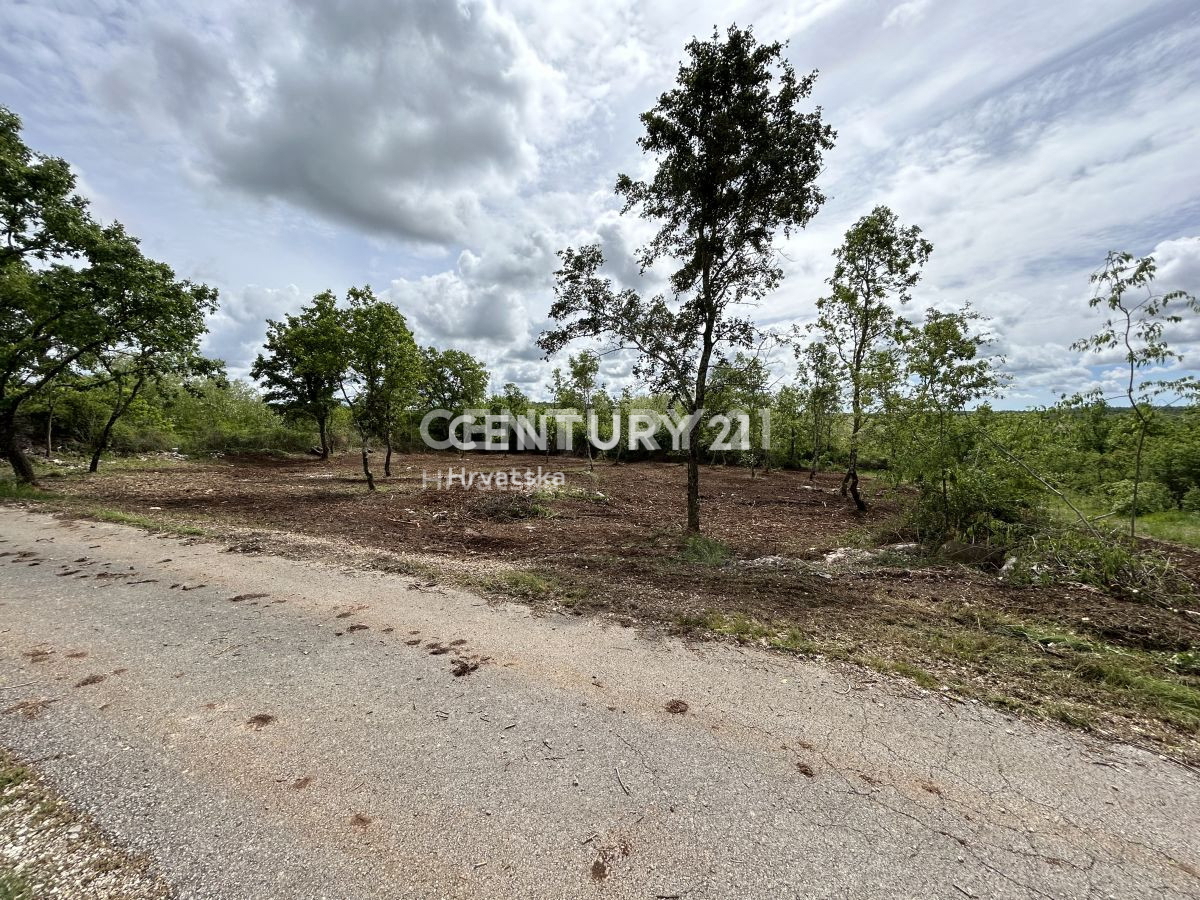 Prodaja, zemljišče, zazidljivo, Istarska županija, Višnjan