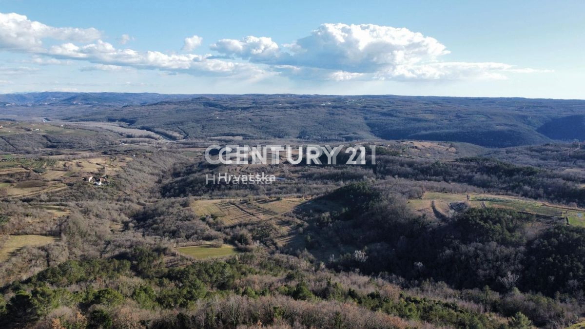 Prodaja, Zemljišče, Gradbeno, Istarska županija, Grožnjan