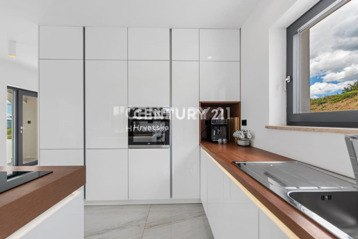 Prodaja, hiša, samostojna, Istarska županija, Buzet, Senj