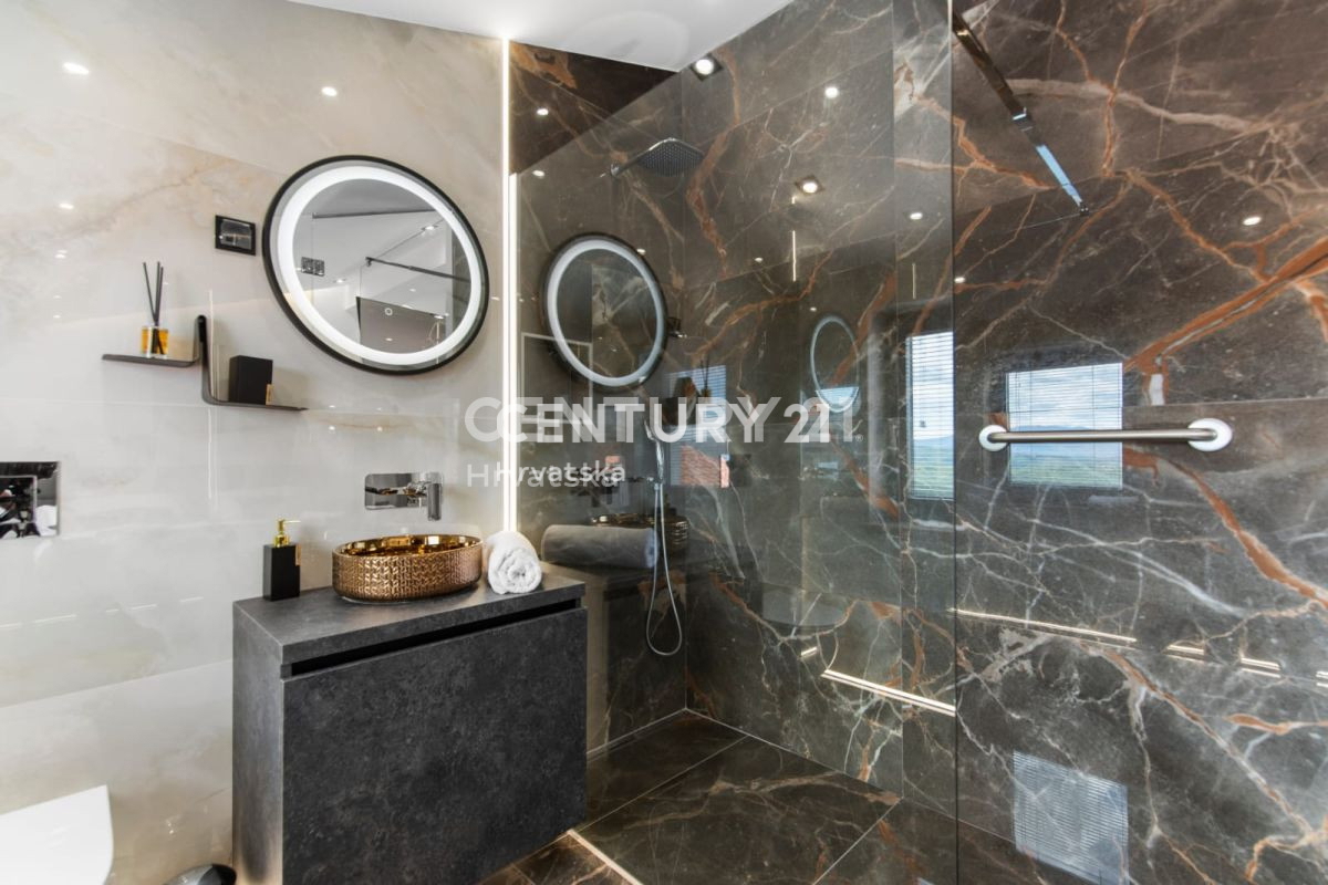 Prodaja, hiša, samostojna, Istarska županija, Buzet, Senj