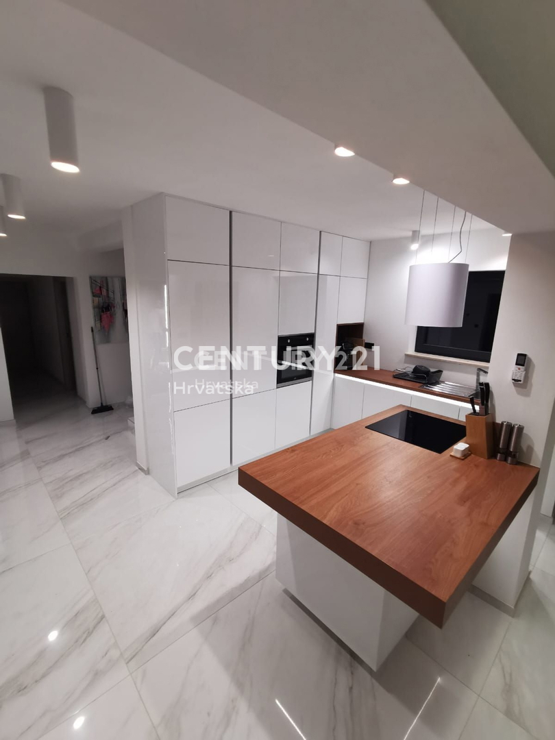 Prodaja, hiša, samostojna, Istarska županija, Buzet, Senj