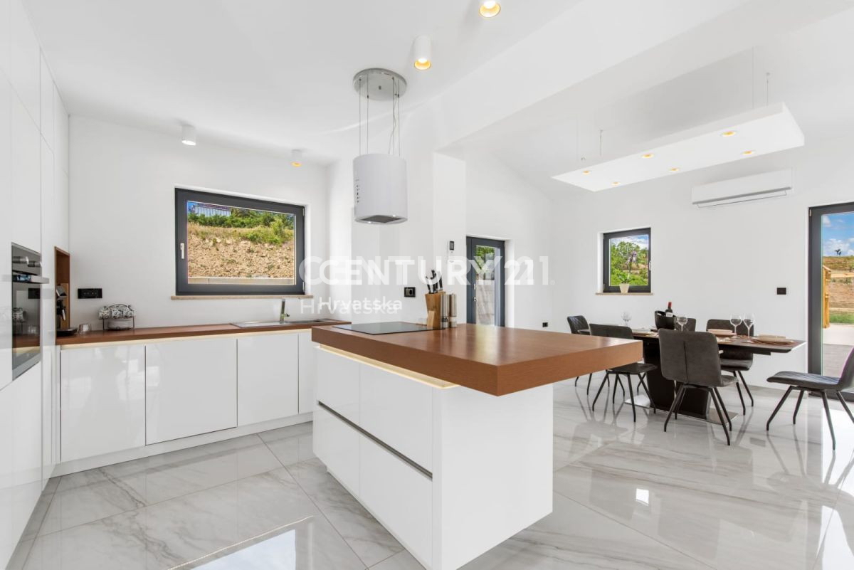 Prodaja, hiša, samostojna, Istarska županija, Buzet, Senj