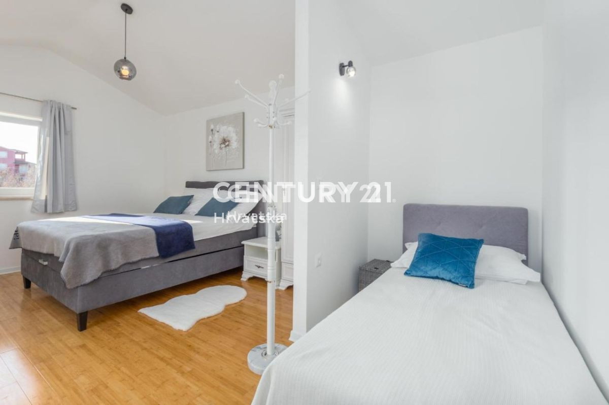 Prodaja, hiša, samostojna, Istarska županija, Poreč, Starići