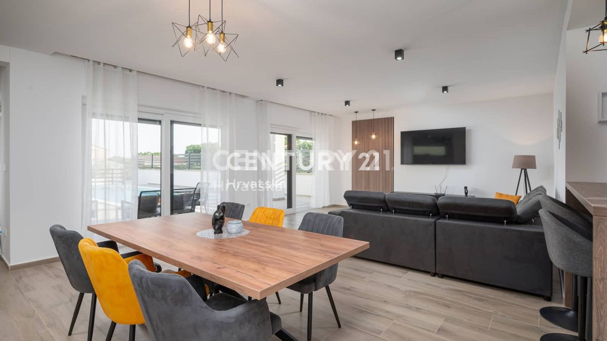 Prodaja, hiša, samostojna, Istarska županija, Svetvinčenat, Juršići