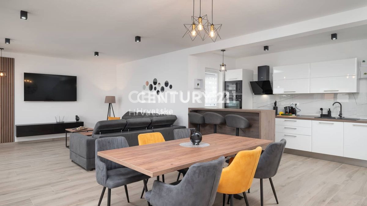 Prodaja, hiša, samostojna, Istarska županija, Svetvinčenat, Juršići