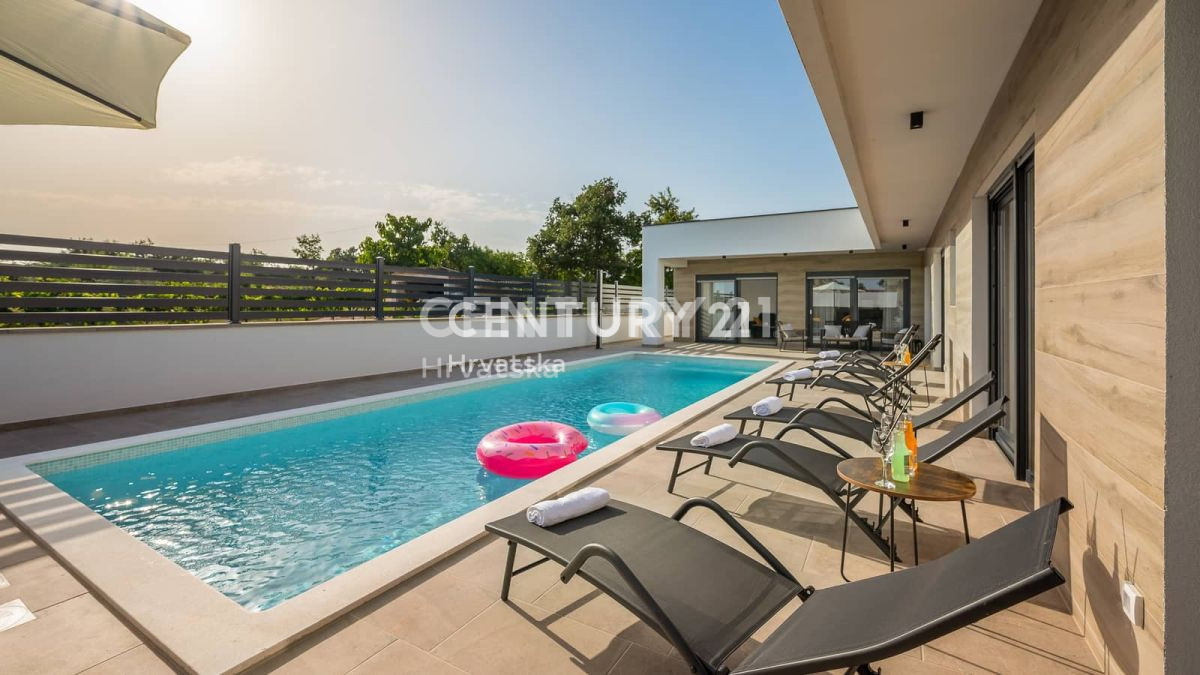 Prodaja, hiša, samostojna, Istarska županija, Svetvinčenat, Juršići