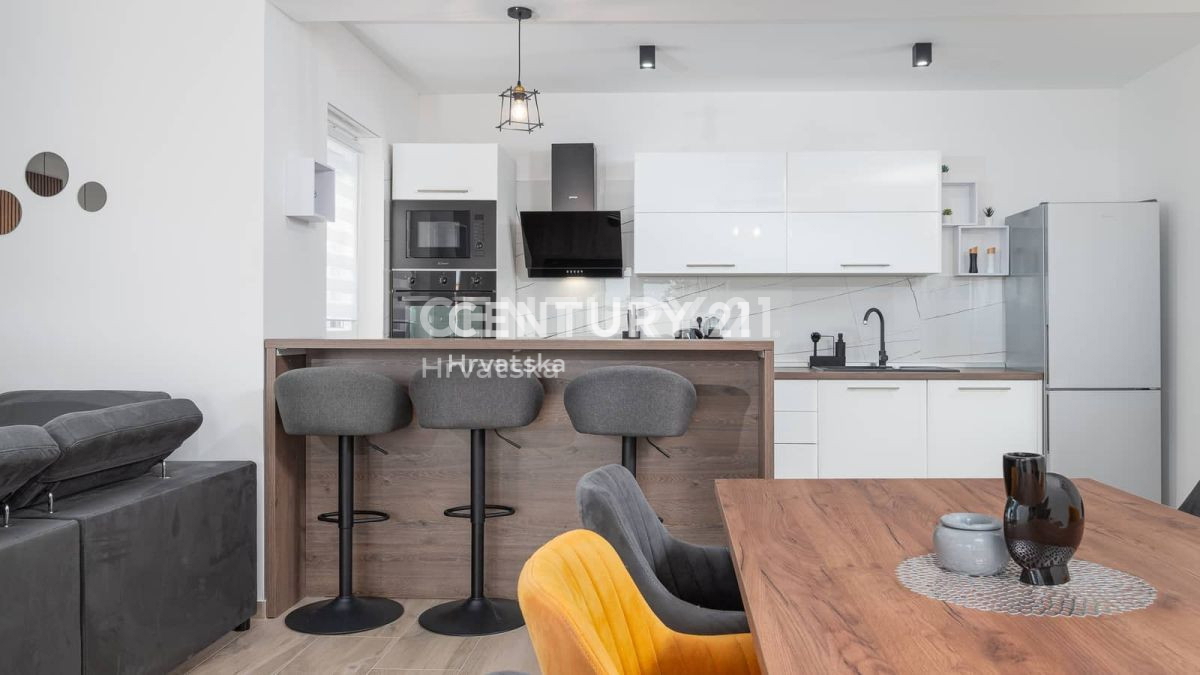 Prodaja, hiša, samostojna, Istarska županija, Svetvinčenat, Juršići