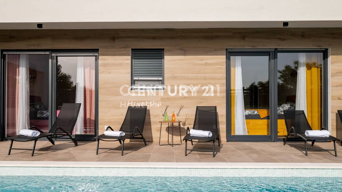 Prodaja, hiša, samostojna, Istarska županija, Svetvinčenat, Juršići