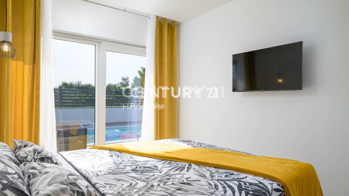 Prodaja, hiša, samostojna, Istarska županija, Svetvinčenat, Juršići