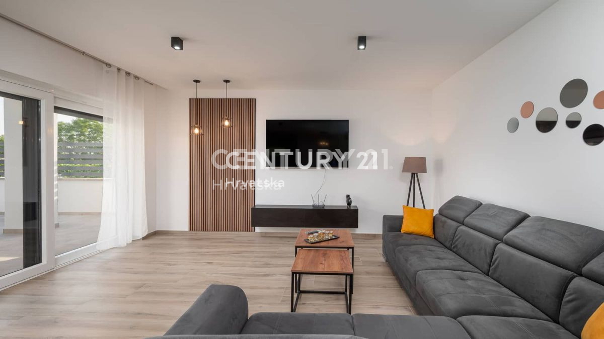 Prodaja, hiša, samostojna, Istarska županija, Svetvinčenat, Juršići