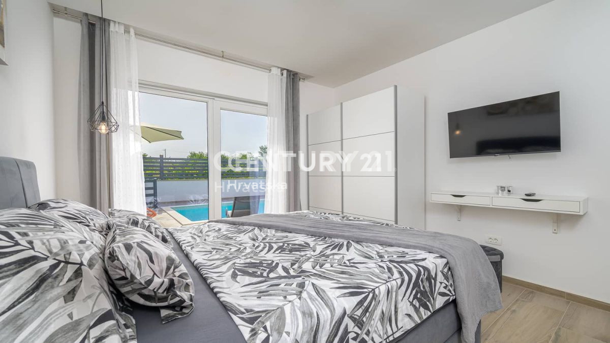 Prodaja, hiša, samostojna, Istarska županija, Svetvinčenat, Juršići