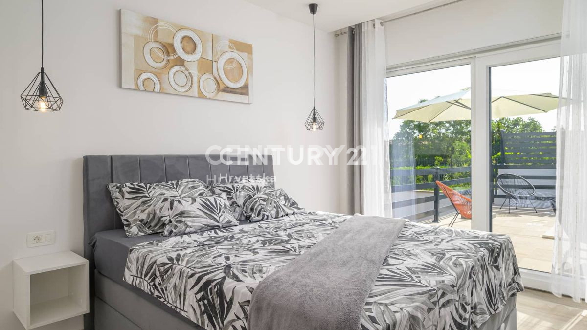 Prodaja, hiša, samostojna, Istarska županija, Svetvinčenat, Juršići