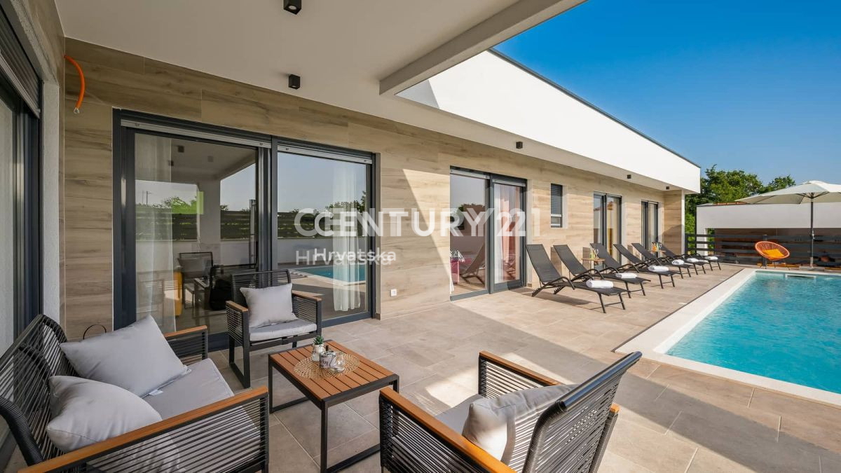 Prodaja, hiša, samostojna, Istarska županija, Svetvinčenat, Juršići