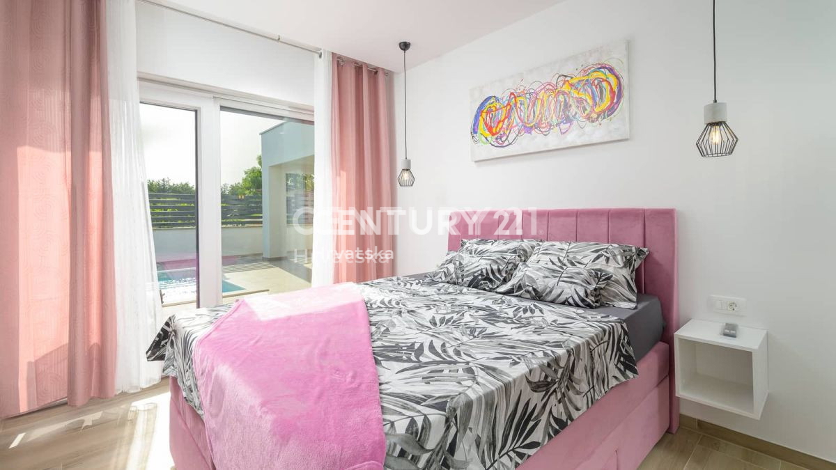 Prodaja, hiša, samostojna, Istarska županija, Svetvinčenat, Juršići