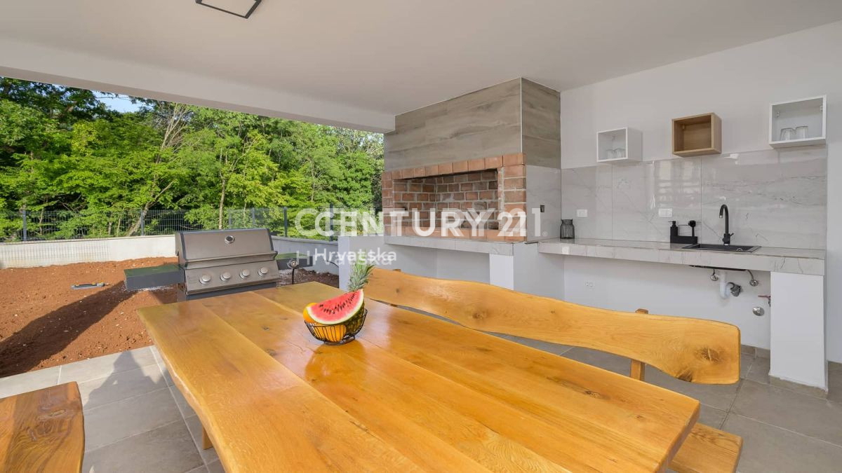 Prodaja, hiša, samostojna, Istarska županija, Svetvinčenat, Juršići