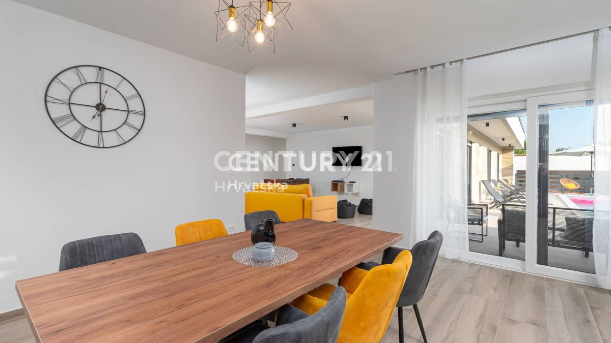 Prodaja, hiša, samostojna, Istarska županija, Svetvinčenat, Juršići