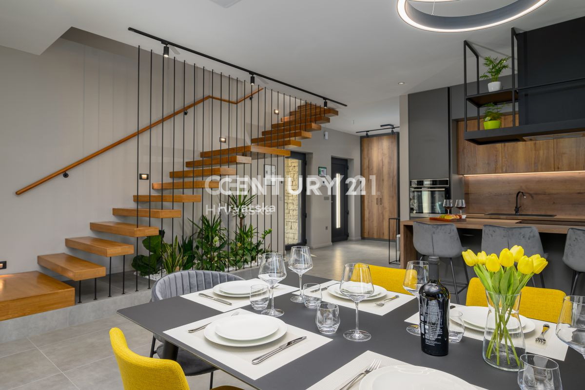 Prodaja, hiša, samostojna, Istarska županija, Svetvinčenat