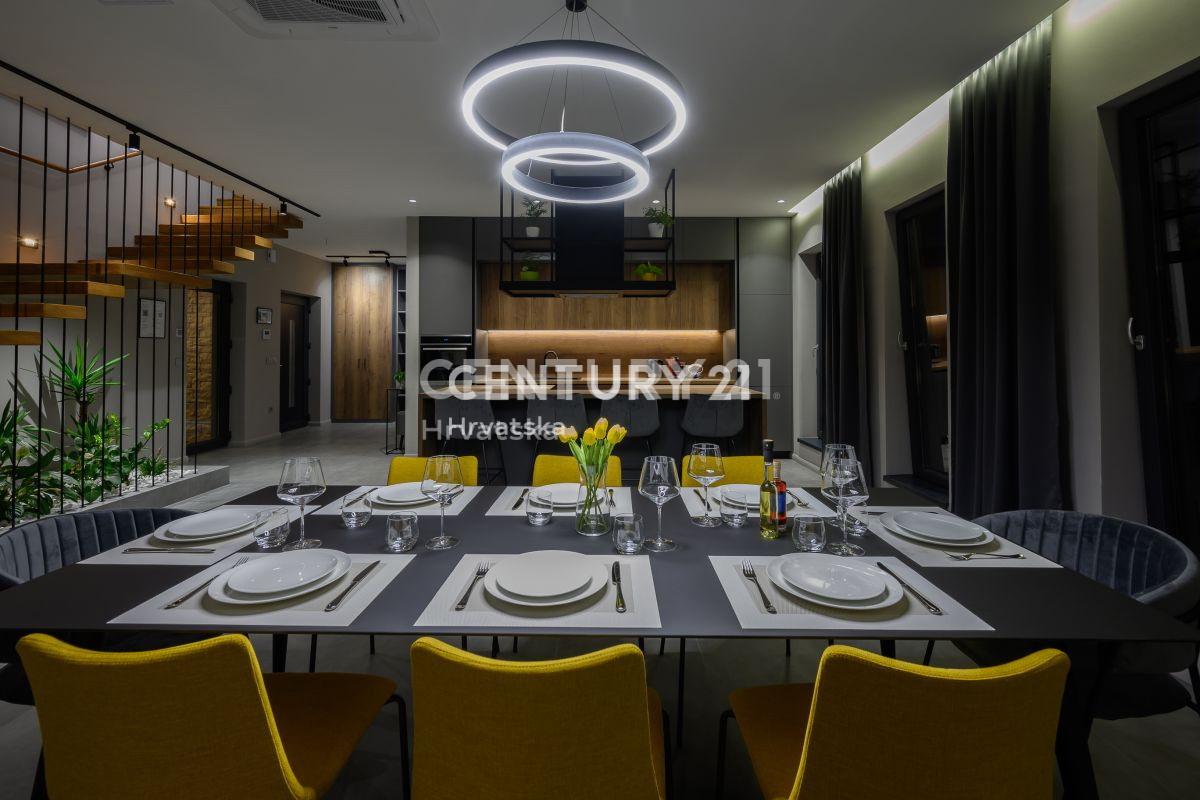 Prodaja, hiša, samostojna, Istarska županija, Svetvinčenat