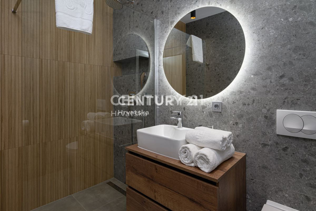 Prodaja, hiša, samostojna, Istarska županija, Svetvinčenat