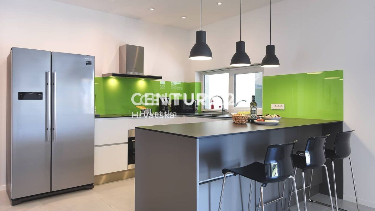 Prodaja, hiša, samostojna, Istarska županija, Svetvinčenat