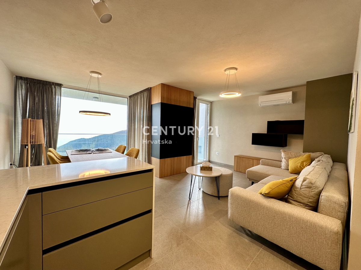 LABIN, stanovanje v novogradnji z odprtim pogledom na morje