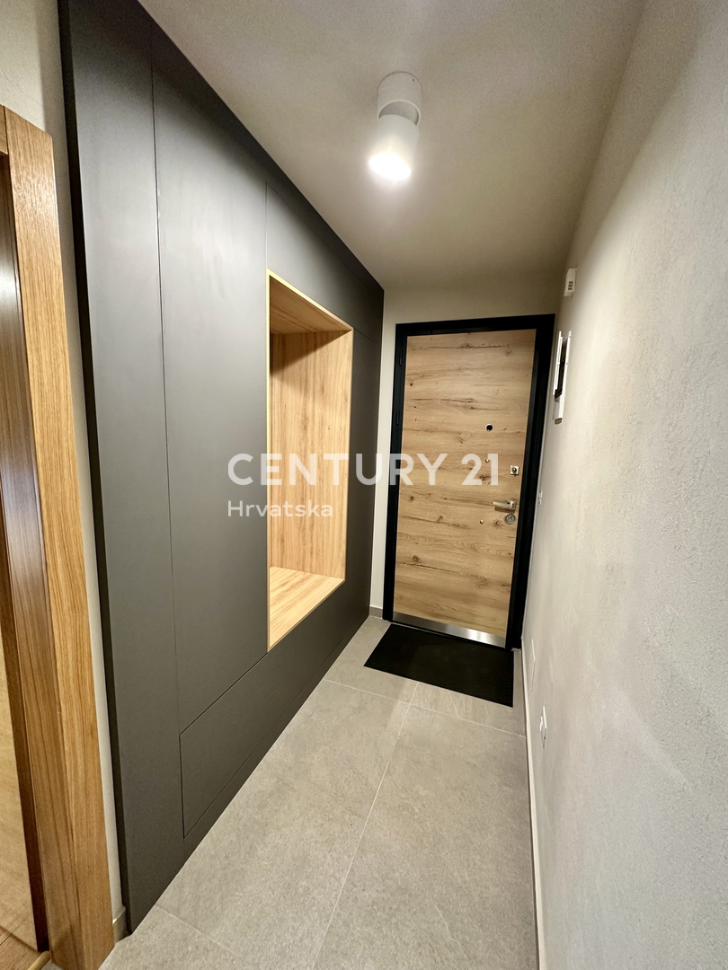 LABIN, stanovanje v novogradnji z odprtim pogledom na morje