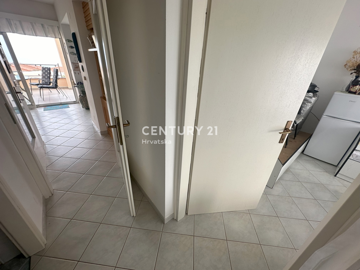 UMAG, stanovanje z dvema spalnicama in odprtim pogledom na morje