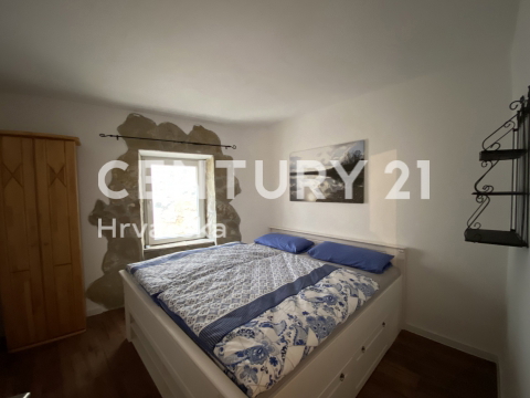 VODNJAN, ISTARSKA KAMENA HIŠA V CENTRU