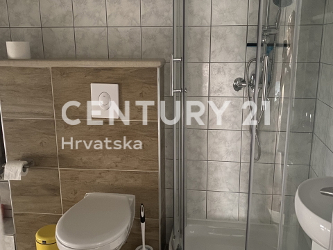 VODNJAN, ISTARSKA KAMENA HIŠA V CENTRU