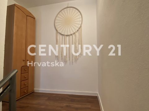 VODNJAN, ISTARSKA KAMENA HIŠA V CENTRU