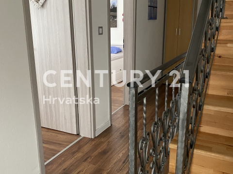 VODNJAN, ISTARSKA KAMENA HIŠA V CENTRU