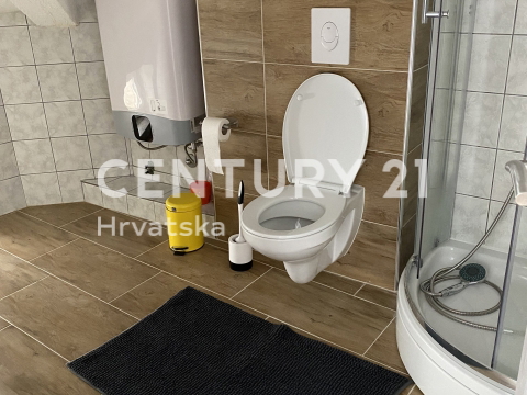 VODNJAN, ISTARSKA KAMENA HIŠA V CENTRU