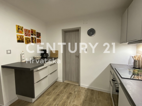 VODNJAN, ISTARSKA KAMENA HIŠA V CENTRU