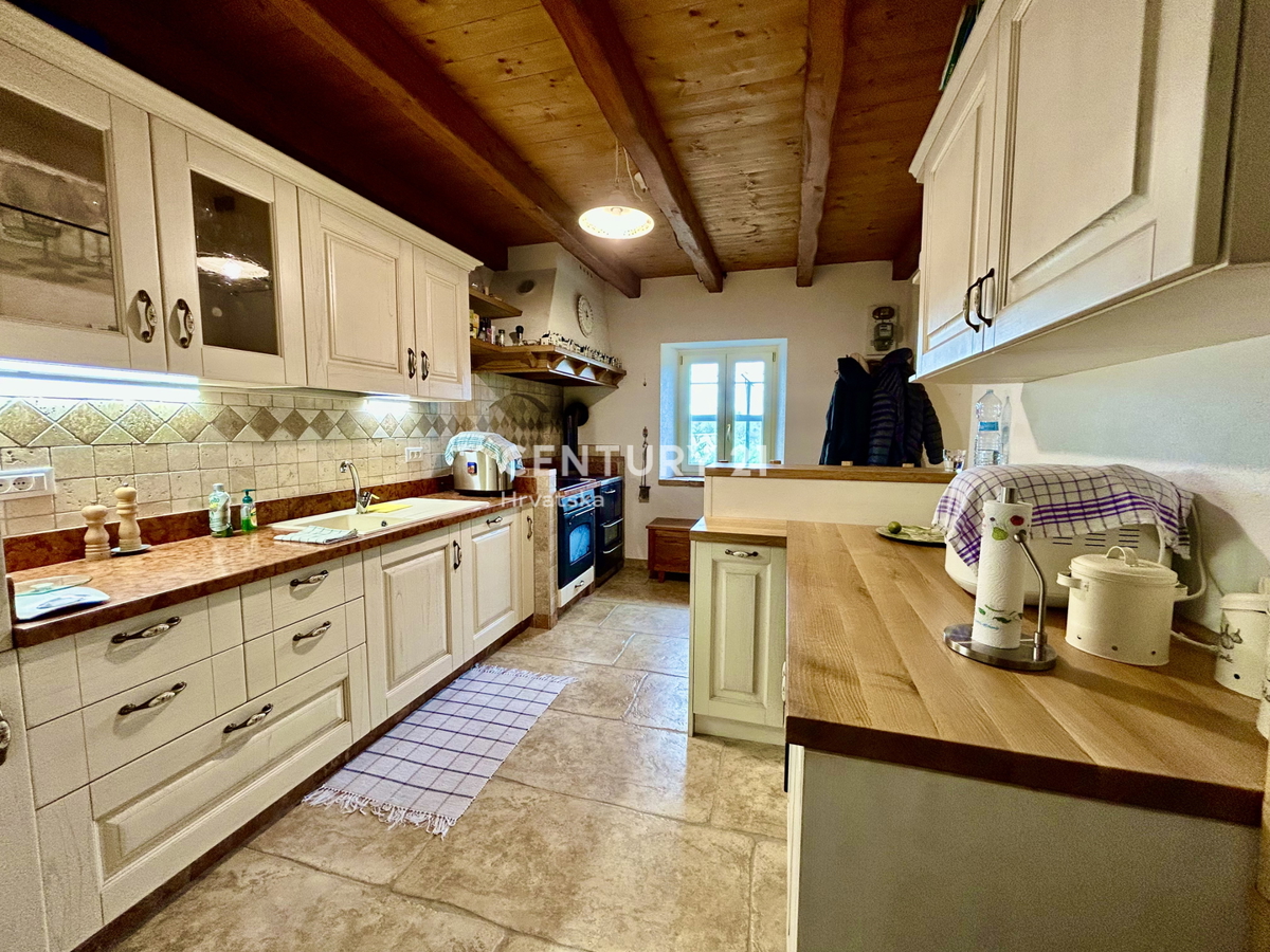 UMAG, OKOLICA, FANTASTIČNA HIŠA Z RAZGLEDOM NA MORJE, PRILOŽNOST!!