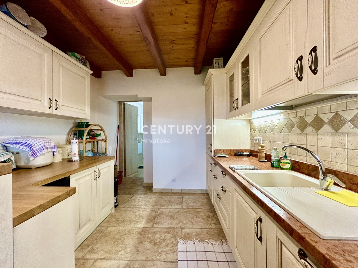 UMAG, OKOLICA, FANTASTIČNA HIŠA Z RAZGLEDOM NA MORJE, PRILOŽNOST!!