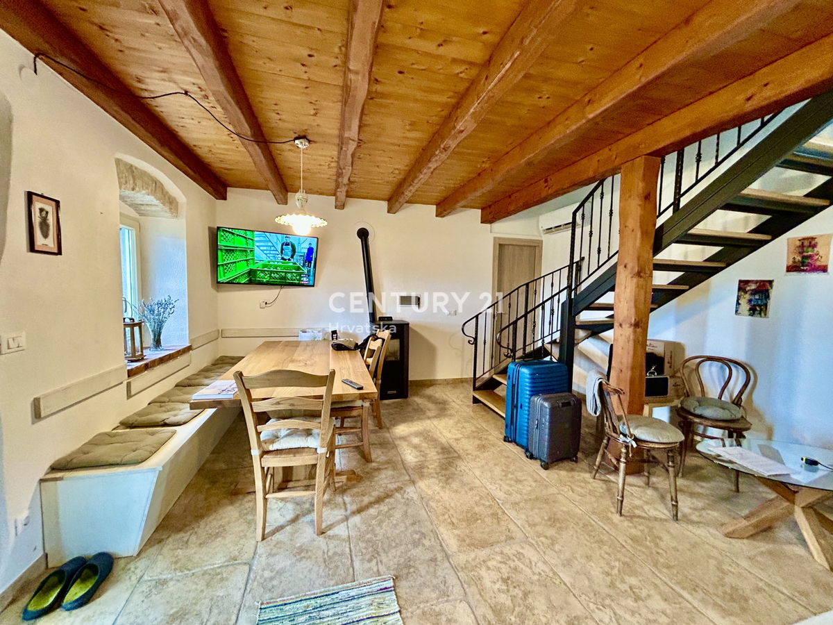 UMAG, OKOLICA, FANTASTIČNA HIŠA Z RAZGLEDOM NA MORJE, PRILOŽNOST!!