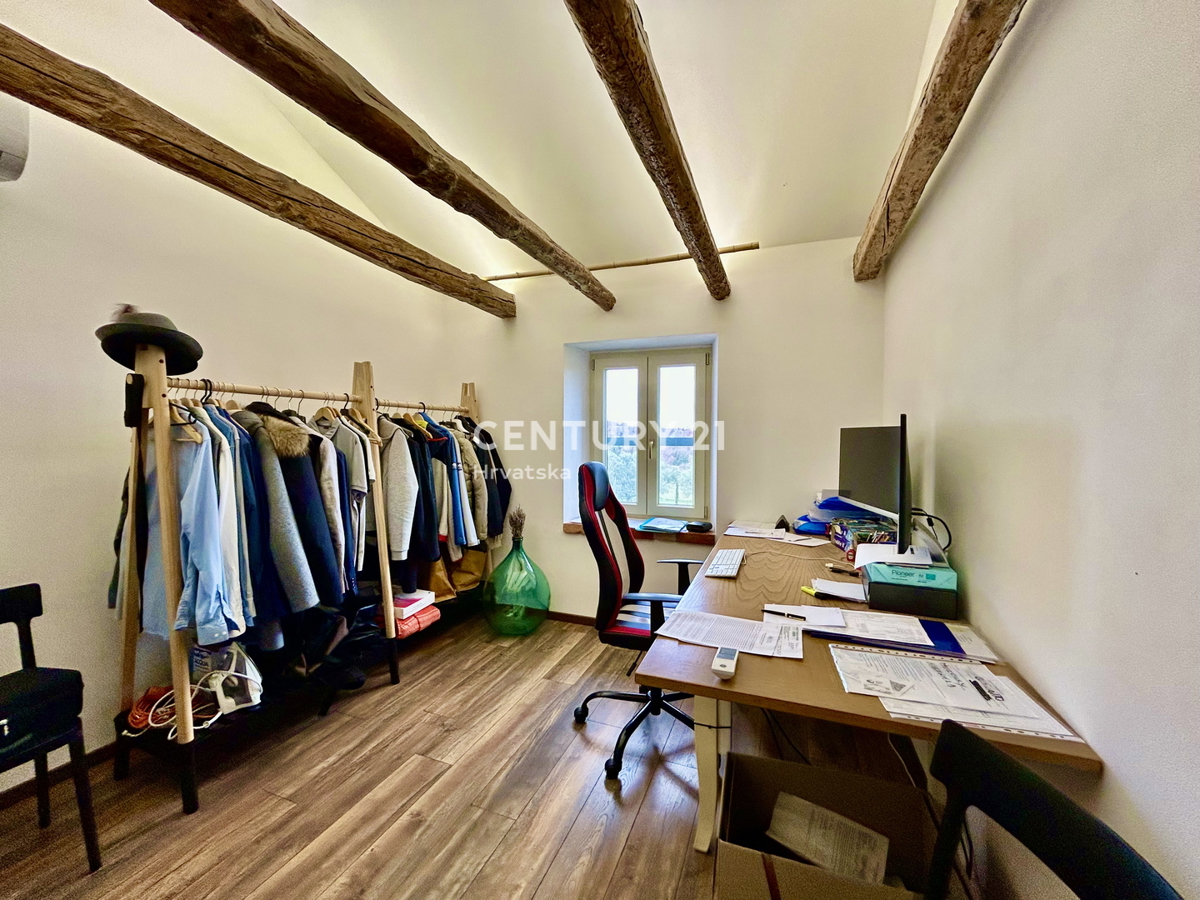 UMAG, OKOLICA, FANTASTIČNA HIŠA Z RAZGLEDOM NA MORJE, PRILOŽNOST!!