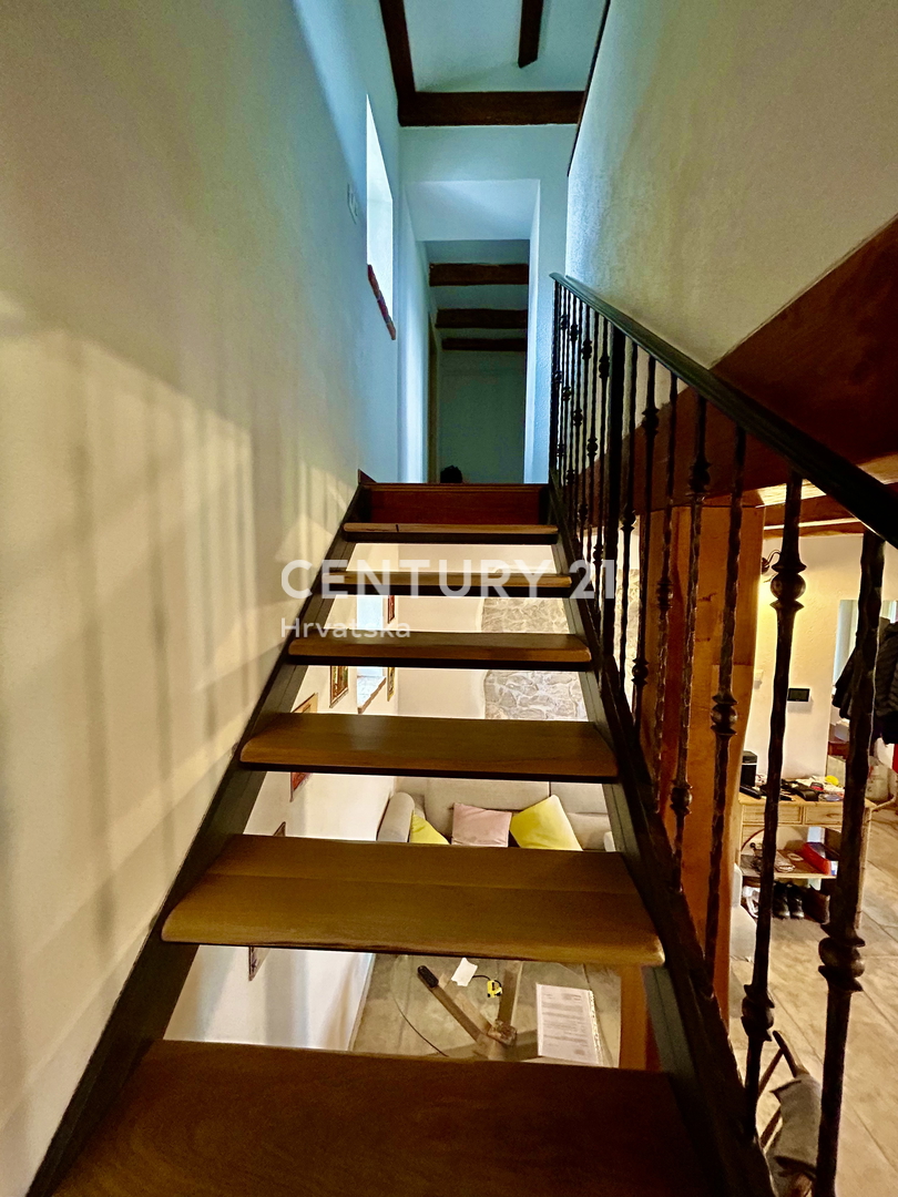 UMAG, OKOLICA, FANTASTIČNA HIŠA Z RAZGLEDOM NA MORJE, PRILOŽNOST!!