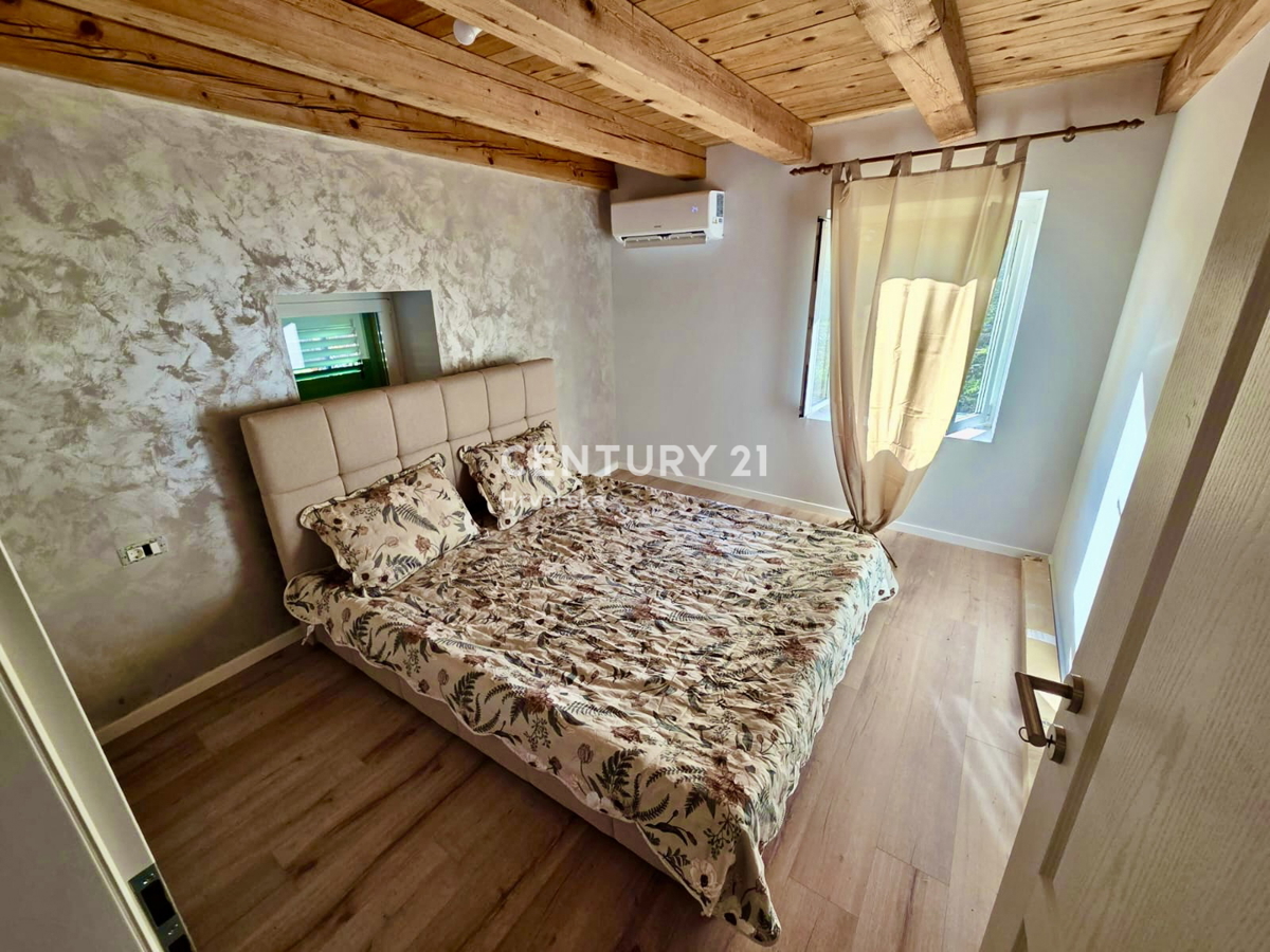 SOVINJAK, OKOLICA, ZNIŽANO - PRILOŽNOST, HITRA PRODAJA, POPOLNOMA PRENOVLJENA SAMOSTOJNA KAMNITA HIŠA