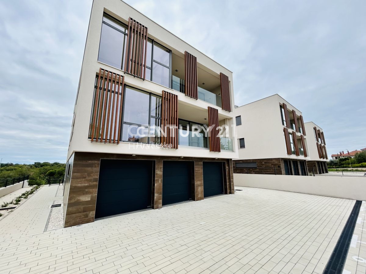 Prodaja, stanovanje, 3-prostorsko, Istarska županija, Rovinj