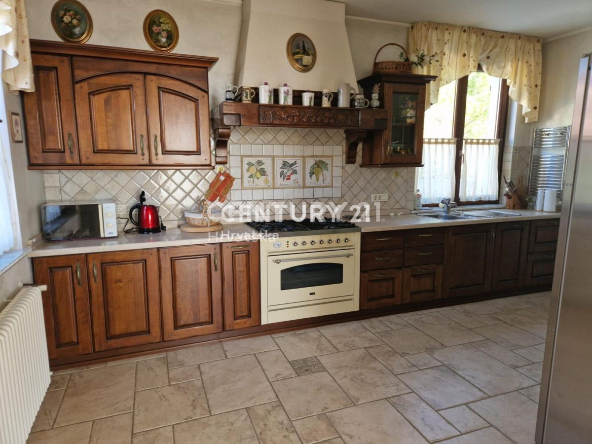 Prodaja, hiša, samostojna, Istarska županija, Umag