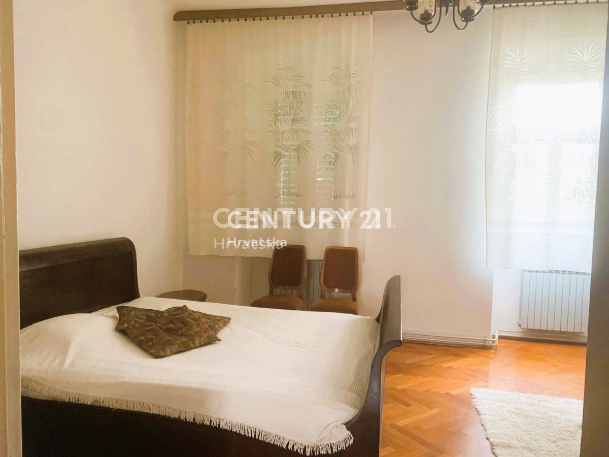 Prodaja, stanovanje, 3,5-sobno (3S+DB), Istarska županija, Rovinj