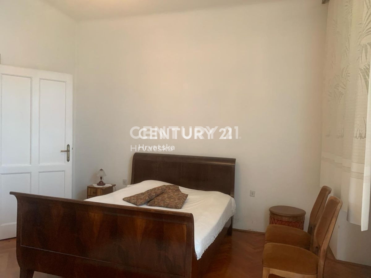 Prodaja, stanovanje, 3,5-sobno (3S+DB), Istarska županija, Rovinj