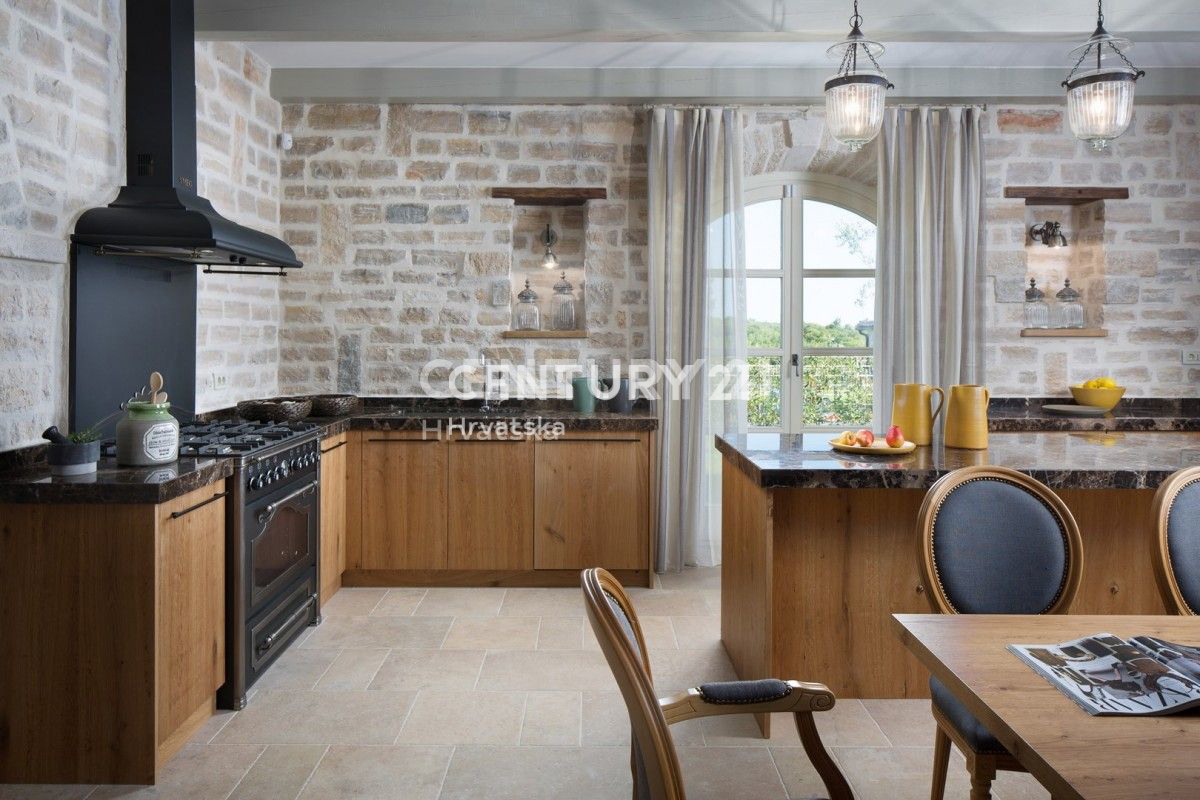 Prodaja, hiša, samostojna, Istarska županija, Kanfanar