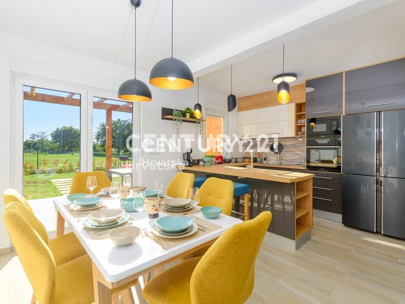 Prodaja, hiša, samostojna, Istarska županija, Svetvinčenat