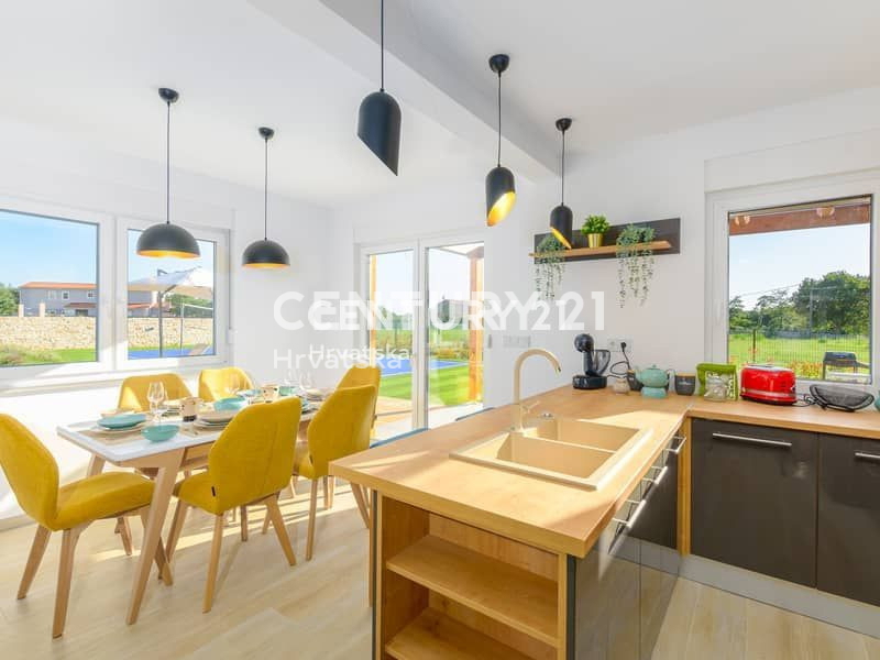 Prodaja, hiša, samostojna, Istarska županija, Svetvinčenat