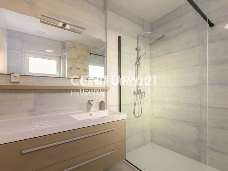 Prodaja, hiša, samostojna, Istarska županija, Svetvinčenat